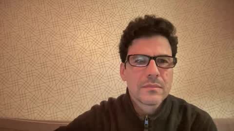 Snapshot of snfrisco76 chatting on January 6, 2026, 7:23 am snfrisco76 online show from January 6, 2026, 7:23 am