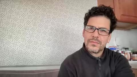 Snapshot of snfrisco76 chatting on January 14, 2026, 4:56 pm snfrisco76 online show from January 14, 2026, 4:56 pm