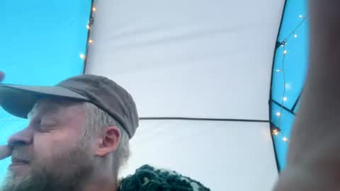 snojj420 online show from July 27, 2026, 5:14 am
