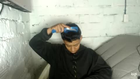 Snapshot of snoobmaster777 chatting on June 19, 2026, 12:31 pm Snoob Master 777 online show from June 19, 2026, 12:31 pm
