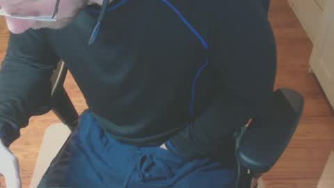 Snapshot of snooze85 chatting on January 13, 2025, 5:12 am Cbt-Slave online show from January 13, 2025, 5:12 am