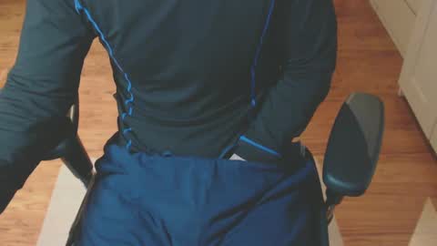 Snapshot of snooze85 chatting on February 3, 2025, 6:02 am Cbt-Slave online show from February 3, 2025, 6:02 am