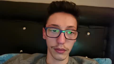 Snapshot of snow_white19353 chatting on December 18, 2024, 5:42 pm snow_white19353 online show from December 18, 2024, 5:42 pm