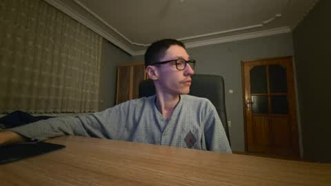 Snapshot of snow_white19353 chatting on April 4, 2026, 2:32 am snow_white19353 online show from April 4, 2026, 2:32 am