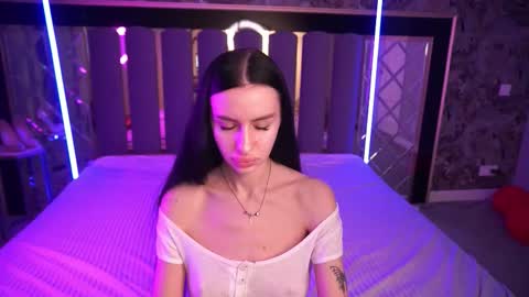 Snapshot of snow_whiteeex chatting on March 3, 2026, 6:30 am snow_whiteeex online show from March 3, 2026, 6:30 am
