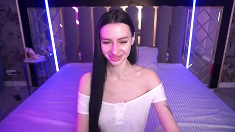 Snapshot of snow_whiteeex chatting on March 7, 2026, 6:43 am snow_whiteeex online show from March 7, 2026, 6:43 am