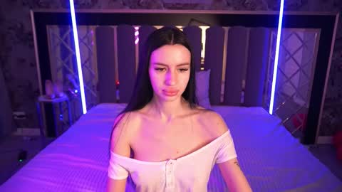 Snapshot of snow_whiteeex chatting on March 10, 2026, 6:40 am snow_whiteeex online show from March 10, 2026, 6:40 am
