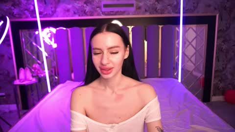 Snapshot of snow_whiteeex chatting on March 25, 2026, 6:52 am snow_whiteeex online show from March 25, 2026, 6:52 am