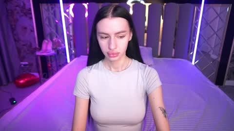 Snapshot of snow_whiteeex chatting on April 4, 2026, 5:38 am snow_whiteeex online show from April 4, 2026, 5:38 am
