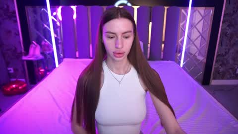 Snapshot of snow_whiteeex chatting on April 15, 2026, 6:42 am snow_whiteeex online show from April 15, 2026, 6:42 am
