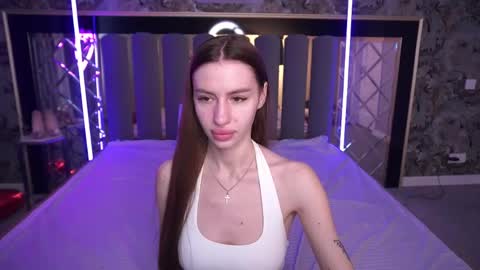 Snapshot of snow_whiteeex chatting on April 22, 2026, 6:27 am snow_whiteeex online show from April 22, 2026, 6:27 am