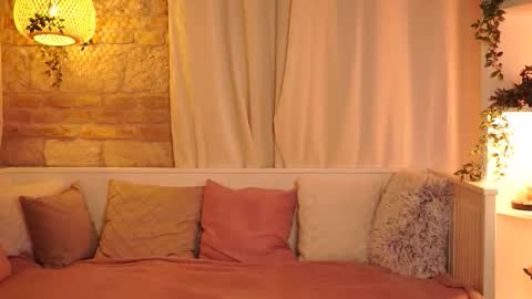 Hanna online show from November 4, 2025, 9:41 am