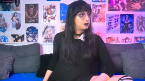 Snapshot of snowblack_ chatting on November 1, 2025, 4:53 pm Snow and Bubble online show from November 1, 2025, 4:53 pm