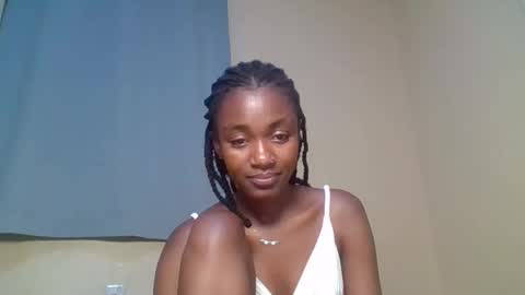 Snowie eyes online show from November 5, 2025, 9:48 pm