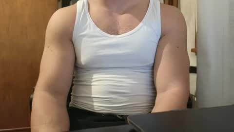 Snapshot of so_thick chatting on December 10, 2024, 4:49 pm luca - online show from December 10, 2024, 4:49 pm