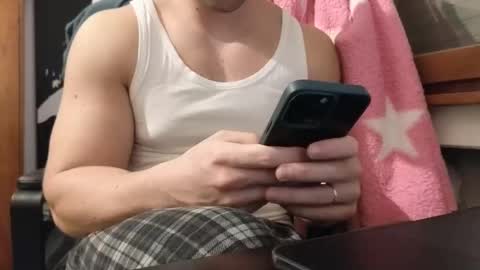 Snapshot of so_thick chatting on February 26, 2025, 4:56 pm luca - online show from February 26, 2025, 4:56 pm