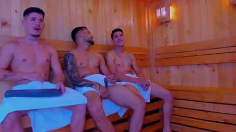 Snapshot of soccer_hot chatting on November 25, 2025, 8:42 pm SOCCER HOT online show from November 25, 2025, 8:42 pm