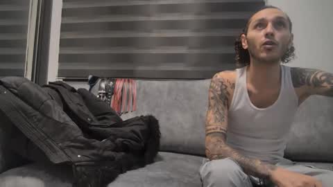 KINKYCHAOS online show from November 16, 2025, 8:14 pm