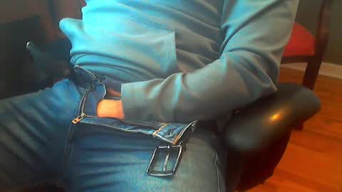 socksandasmile69 online show from December 3, 2025, 6:28 pm