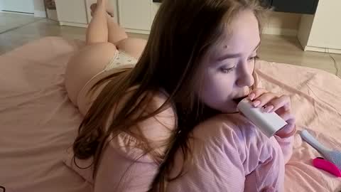 Sophy online show from March 27, 2026, 7:02 pm