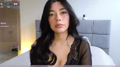 IG Soffimoon   I THANK YOU FOR LEAVING YOUR FOLLOW online show from February 19, 2026, 8:38 pm