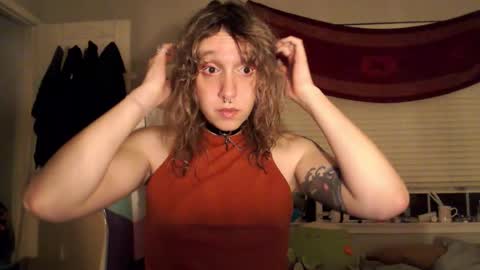 Snapshot of soffpurr chatting on November 8, 2025, 8:36 am Lilytea online show from November 8, 2025, 8:36 am