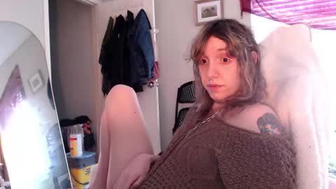 Snapshot of soffpurr chatting on November 8, 2025, 8:51 pm Lilytea online show from November 8, 2025, 8:51 pm