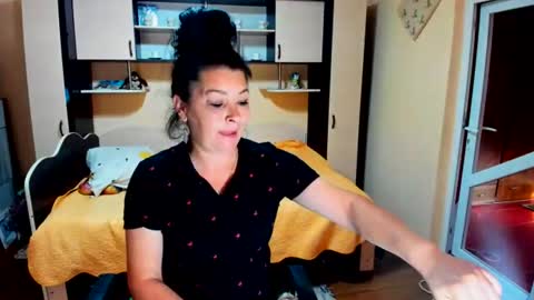 Snapshot of soffy_skye chatting on June 17, 2026, 5:10 am Soffy online show from June 17, 2026, 5:10 am