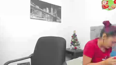 SOFI AND SANTY online show from January 6, 2026, 12:58 am