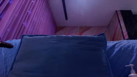 Snapshot of sofi_decker chatting on July 18, 2026, 3:00 am Sofia online show from July 18, 2026, 3:00 am