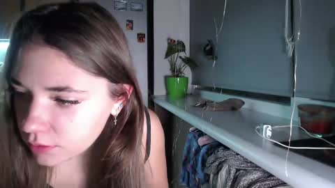 Snapshot of sofi_delightful chatting on December 28, 2024, 7:33 pm Sofi online show from December 28, 2024, 7:33 pm