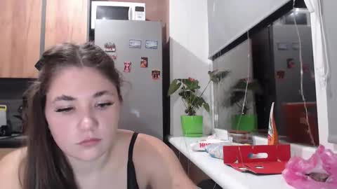 Snapshot of sofi_delightful chatting on January 2, 2025, 6:45 pm Sofi online show from January 2, 2025, 6:45 pm