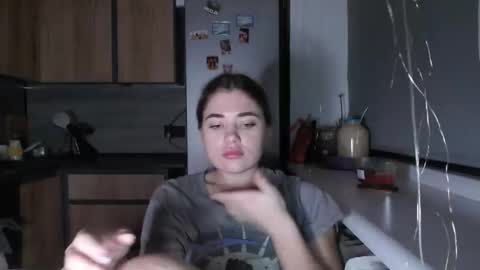 Snapshot of sofi_delightful chatting on December 4, 2025, 7:44 pm Sofi online show from December 4, 2025, 7:44 pm