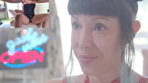 Sofi Mora online show from September 10, 2025, 2:50 pm