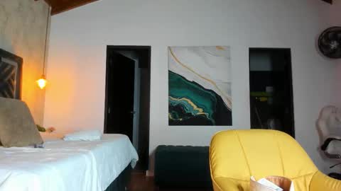 Snapshot of sofi_moreno chatting on December 18, 2025, 11:16 am Sofi online show from December 18, 2025, 11:16 am