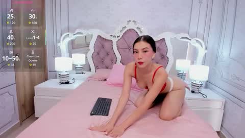 Snapshot of sofi_naughty18 chatting on October 25, 2025, 1:51 pm online show from October 25, 2025, 1:51 pm