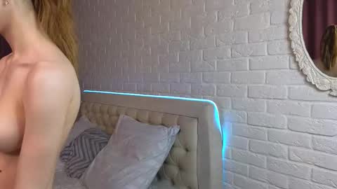 Snapshot of sofia__home chatting on March 6, 2025, 8:59 pm Sofia online show from March 6, 2025, 8:59 pm