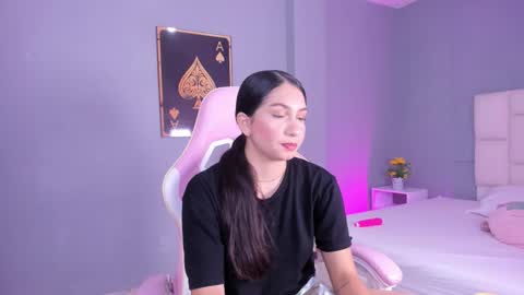 Snapshot of sofia__salazar chatting on February 19, 2026, 12:23 pm sofia__salazar online show from February 19, 2026, 12:23 pm