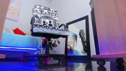 Snapshot of sofia_ford chatting on February 6, 2026, 8:29 am Sofia online show from February 6, 2026, 8:29 am