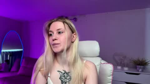 Sofia online show from May 28, 2026, 4:21 am