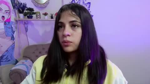 sofia_lara28 online show from July 12, 2026, 1:02 pm