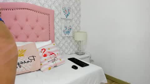Snapshot of sofia_martinez9 chatting on June 24, 2026, 7:13 pm sofia_martinez9 online show from June 24, 2026, 7:13 pm