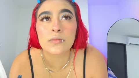 Sofia online show from November 21, 2025, 3:05 am