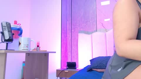 Sofia online show from February 23, 2026, 3:04 am