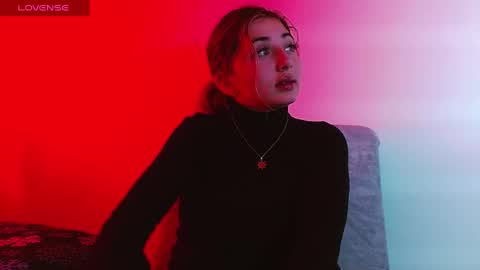 Snapshot of sofia_naughty18 chatting on February 24, 2025, 6:16 am Sofia Naughty18 online show from February 24, 2025, 6:16 am