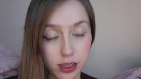     online show from November 23, 2025, 3:50 am