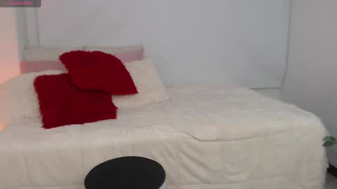 Sofi online show from September 27, 2025, 9:20 pm