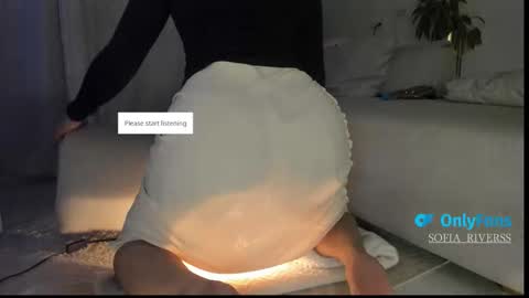 Snapshot of sofia_rivers_ chatting on October 28, 2025, 12:14 am sofia_rivers_ online show from October 28, 2025, 12:14 am