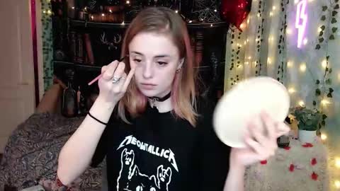 sofia_rosemary online show from February 16, 2026, 11:39 am