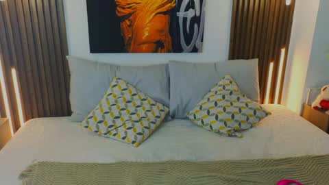 Snapshot of sofia_smithh_ chatting on May 23, 2026, 5:39 pm Sofia online show from May 23, 2026, 5:39 pm